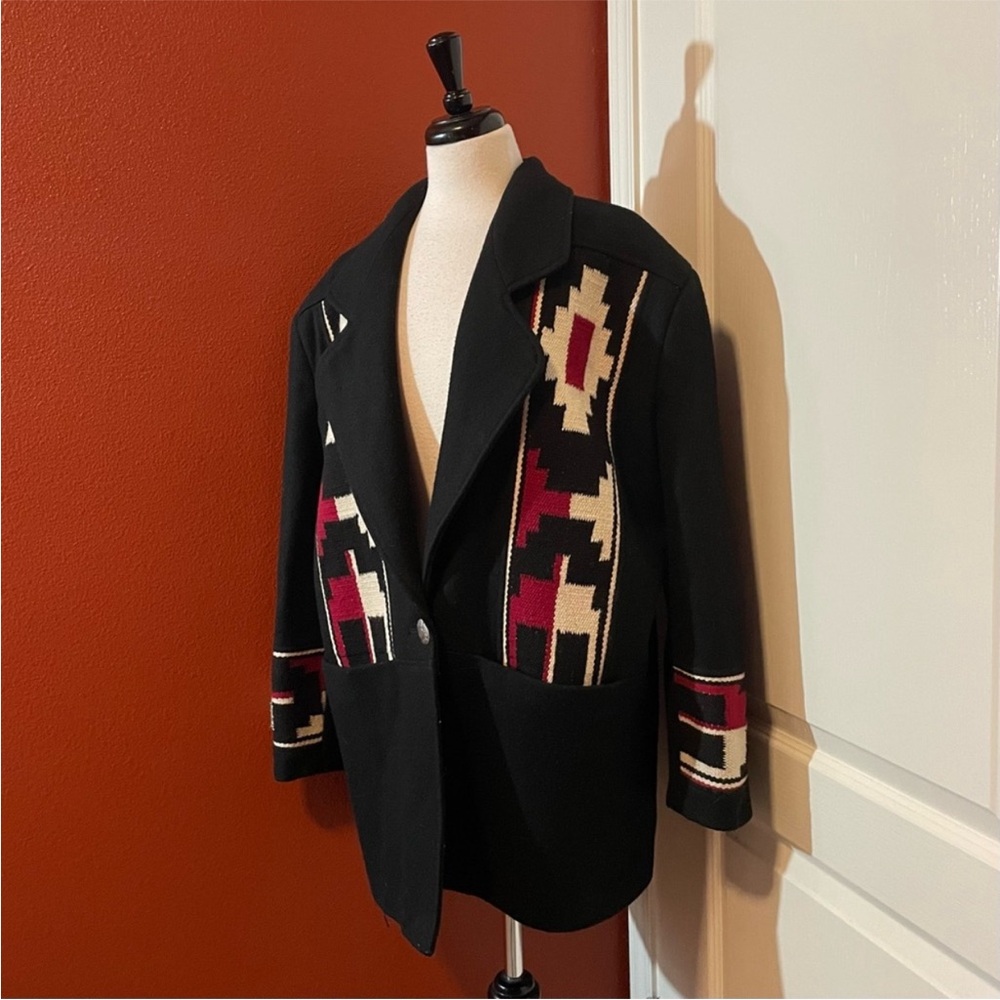 PIONEER Chimayo Black Blazer with Red and Cream Southwestern Panels - Picture 2 of 7